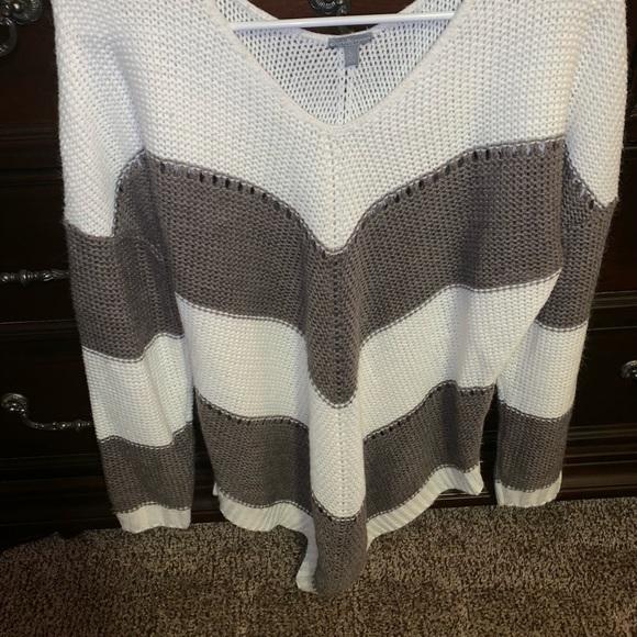 Charlotte Russe sweater - Picture 2 of 3